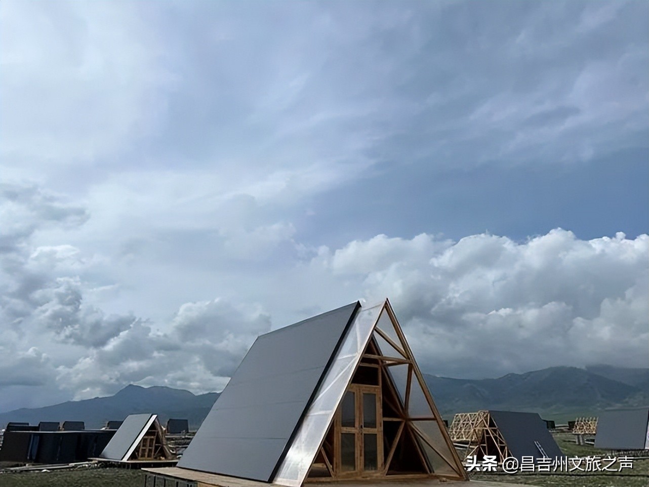 *疆新**首个旅游装备体验中心，打造标准化发展的野趣民宿