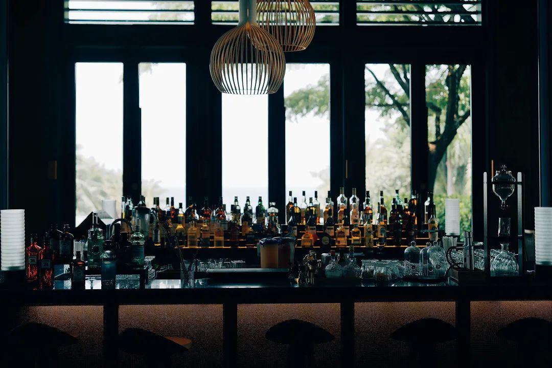 三亚打卡必住酒店之一,三亚十大必住酒店推荐排名最新