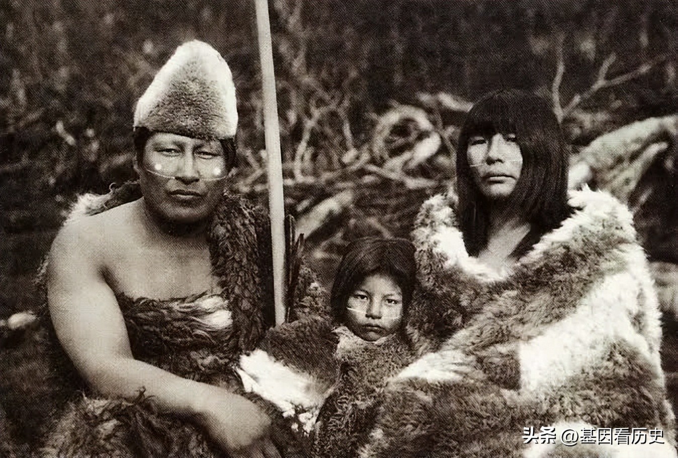 为啥美洲印第安人是黄种人,北美印第安人与南美印第安人区别