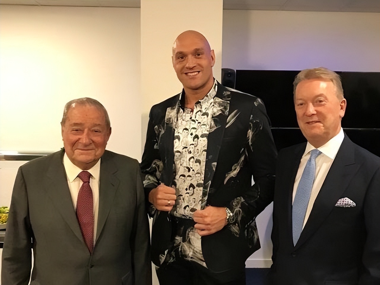 福布斯运动员收入榜2018完整,福布斯运动员收入榜麦格雷戈