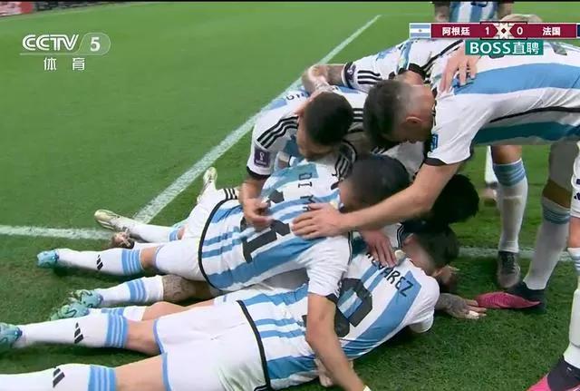 梅西赢得世界杯,梅西赢得冠军瞬间