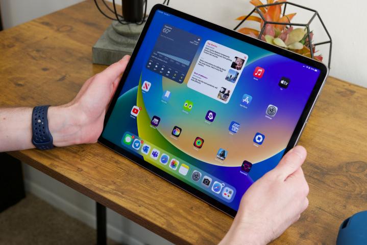 ipadair4和ipadpro2018哪个好,苹果平板2022款ipadpro值得买吗