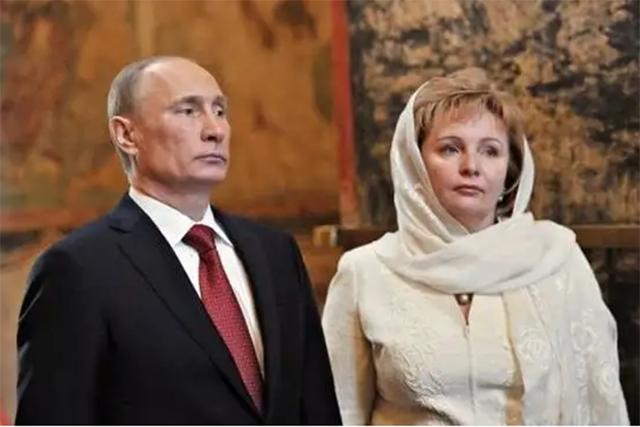 普京当选总统做的事,普京当选总统后第一件事