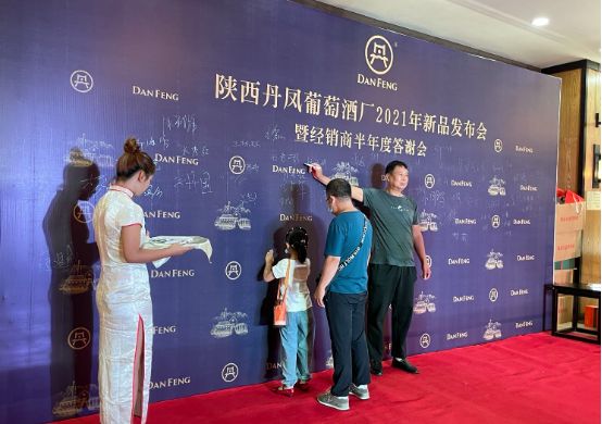 落魄的凤凰不如鸡对吗,落魄的凤凰不如鸡电视剧