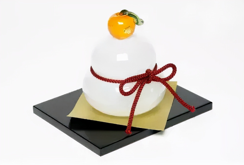 看春晚、喝屠苏酒、吃御杂煮...细数那些好玩的日本新年习俗