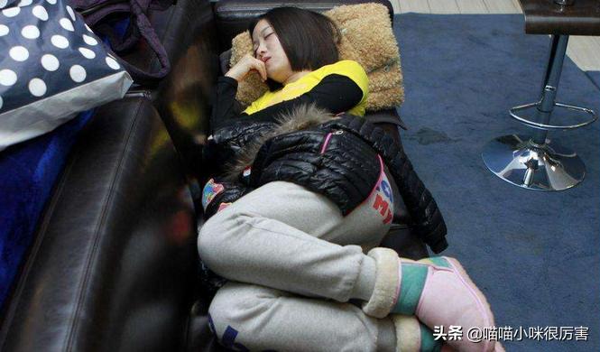 姚贝娜临终前唱给父母的歌,姚贝娜去世了父母怎么办