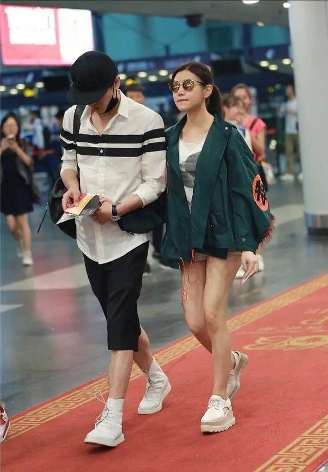 陈晓跟刘亦菲会在一起吗 (陈晓和刘亦菲之前谈过恋爱吗)