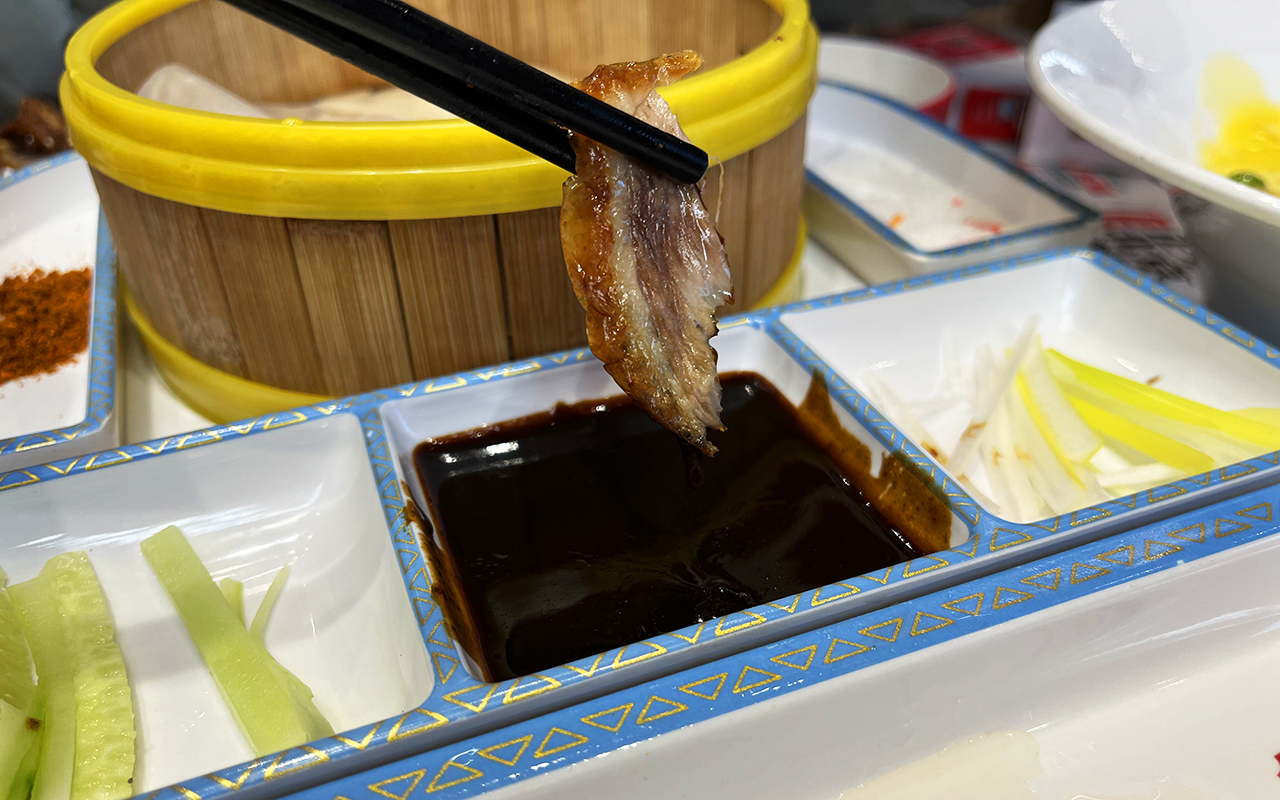 真正的北京烤鸭什么味,北京烤鸭为什么这么有名