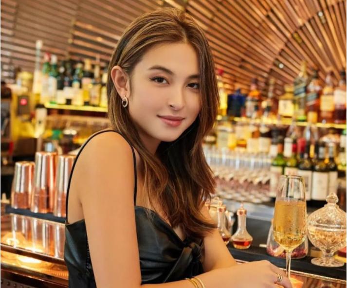 比王菲还厉害的女明星,比王菲还牛的女歌手