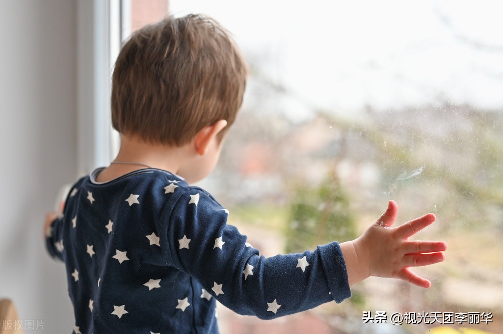 左右两眼度数相差大如何调整,两眼度数相差大能戴隐形眼镜吗