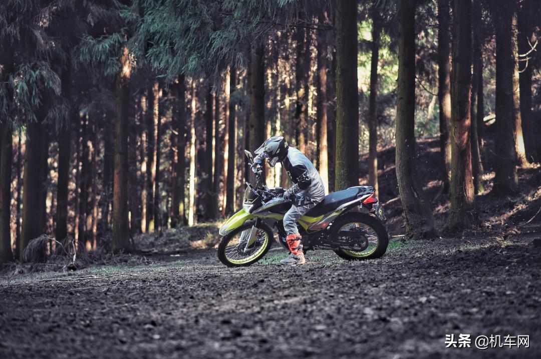 宗申摩托车250cc价格,可上牌宗申水冷250越野摩托车价格