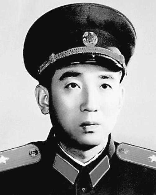 1964年国足大败,贺龙下令将之解散,队员全被送部队练“硬骨头”