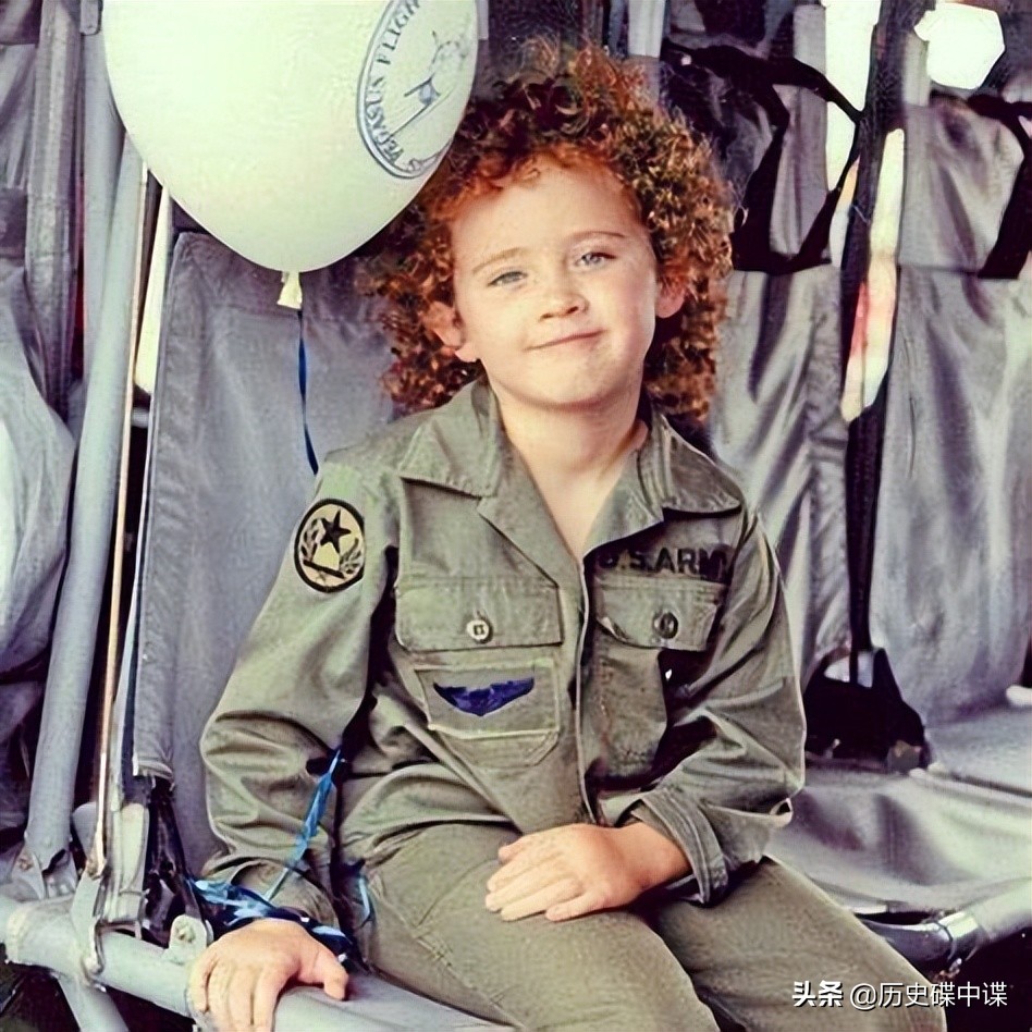 美国女子变性后诞下一子,美国变性手术生孩子