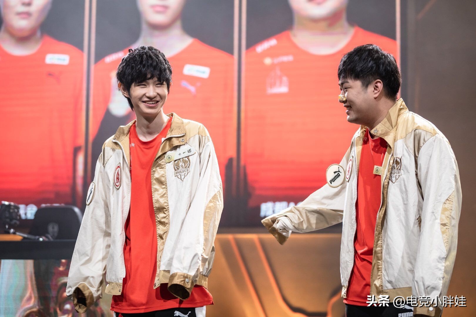 一诺队友被打哭,一诺主动背锅各主播反应