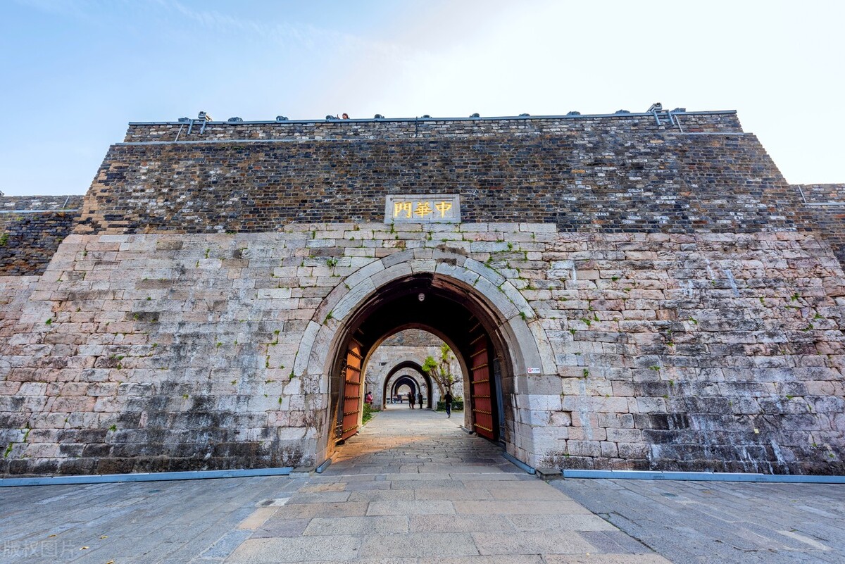 金陵*梦春**一一南京（一）（游记）