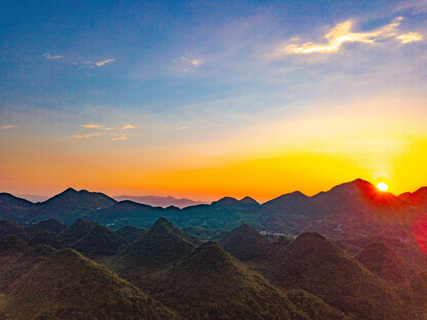 毕节油杉河景区,贵州夏季的避暑景点