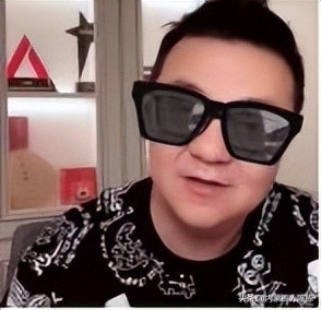 哪家足球踢得舒服,哪个足球又简单又好玩