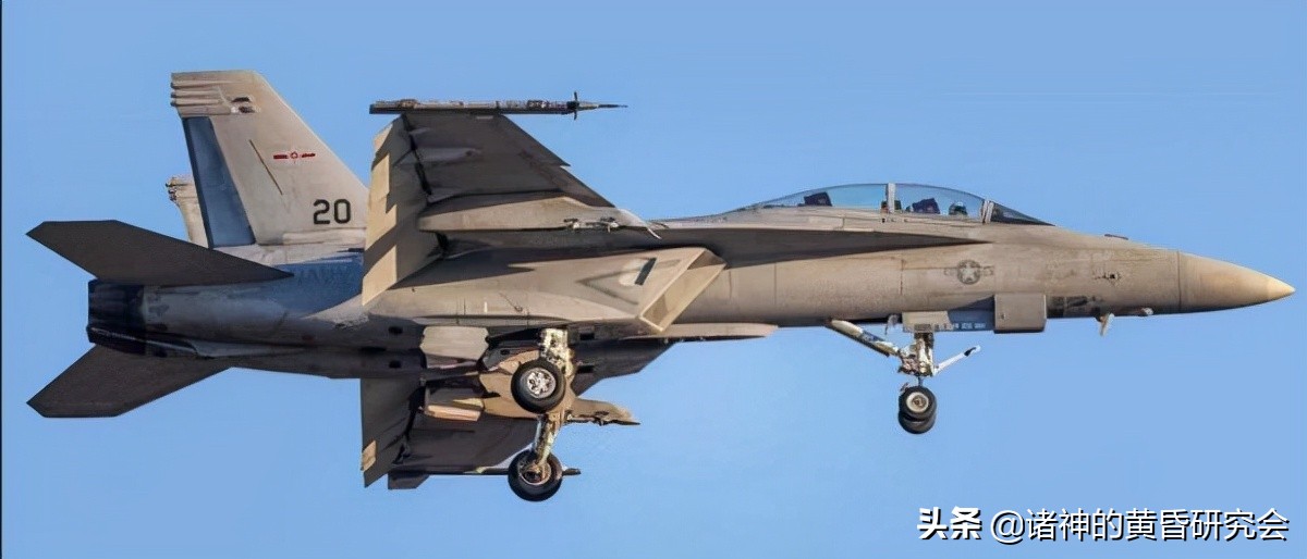 “变色龙”中队的故事-美国海军TOPGUN的前世今生