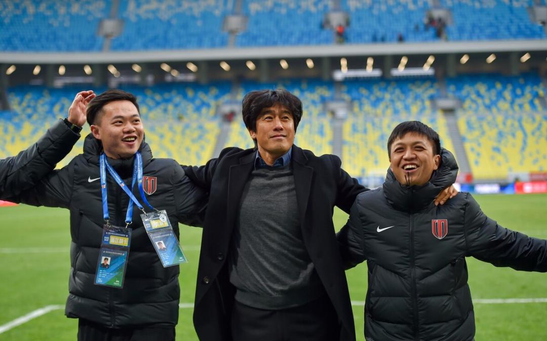 足球教练狠批队员,名帅对国足的评价