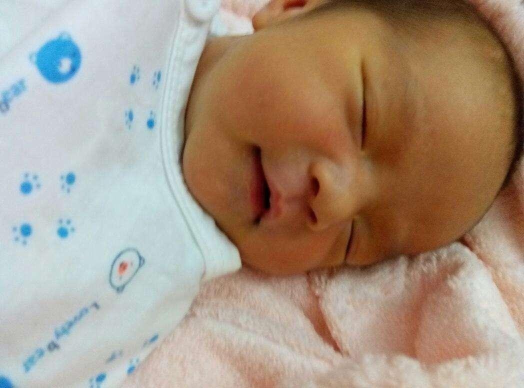 新生儿注意事项和护理方法,新生儿护理4个问题新手爸妈必备