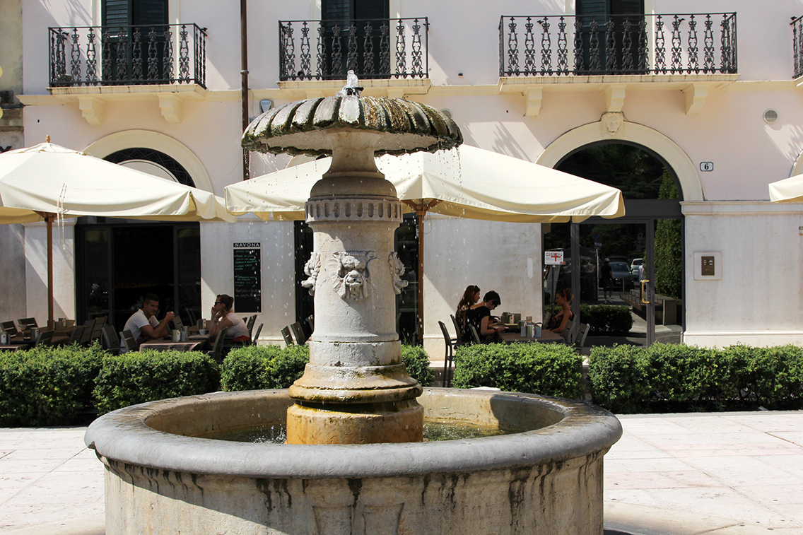 意大利维罗纳小镇,意大利维罗纳展览