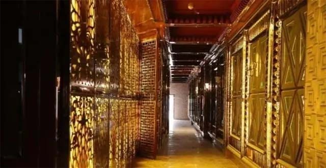 郑州皇家一号涉案警察,郑州皇家一号覆灭记片段