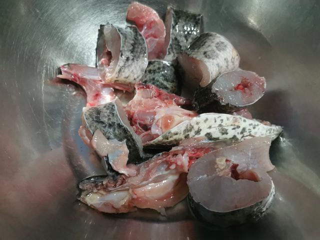 黑鱼汤怎么炖了不白,黑鱼汤如何炖才能不腥