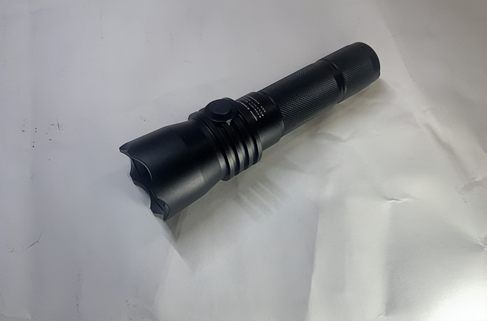 sw2101强光防爆电筒价格,jw210节能强光防爆电筒配件