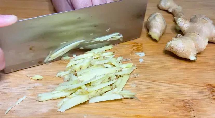 92岁老太吃姜长寿秘诀,百岁老人长寿秘诀视频橘子皮