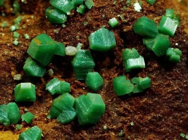 中国的高浓缩铀储量,中国从俄罗斯进口了多少铀