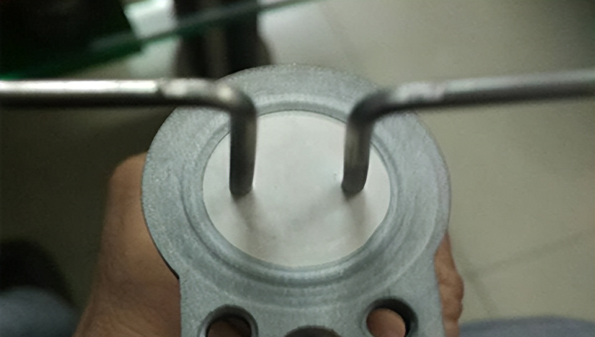 玻璃胶多高温度能施工,玻璃胶高温与固化