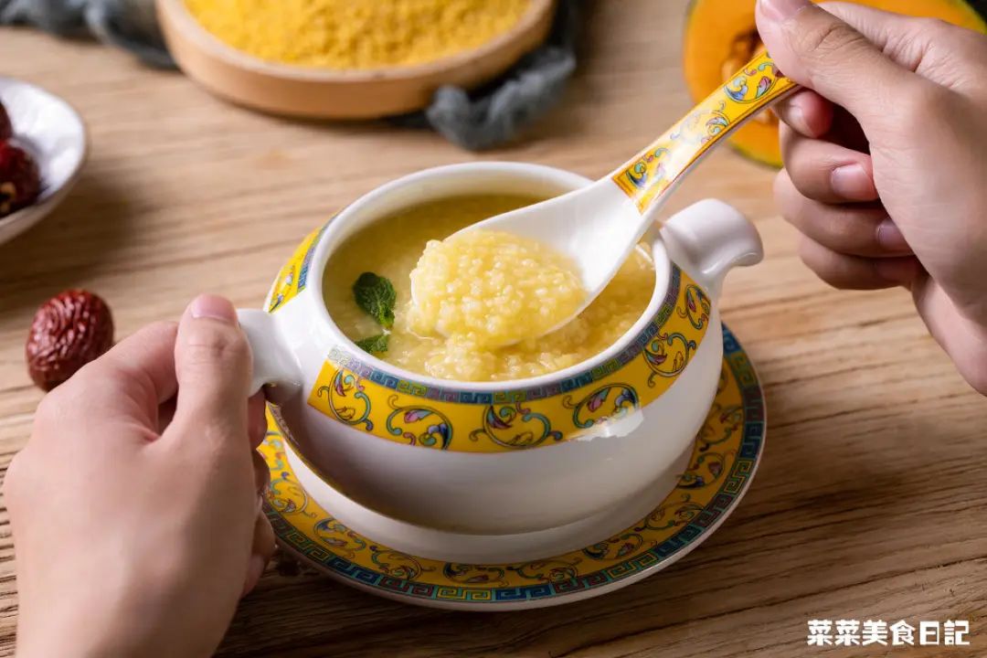 春季养胃多吃它！一蒸鲜香软糯，很多人没见过这做法！