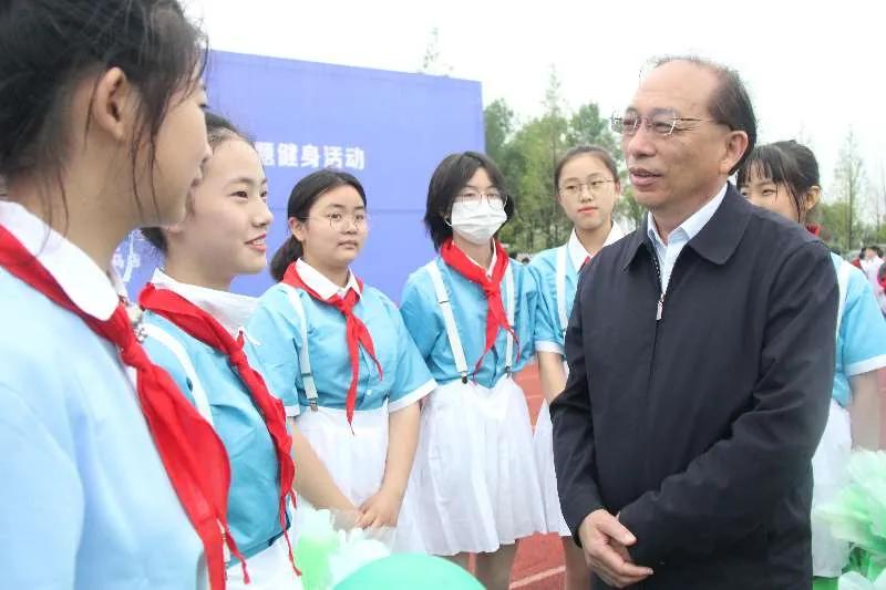 驻马店第三届市长杯校园足球比赛,驻马店2024市长杯二中比赛