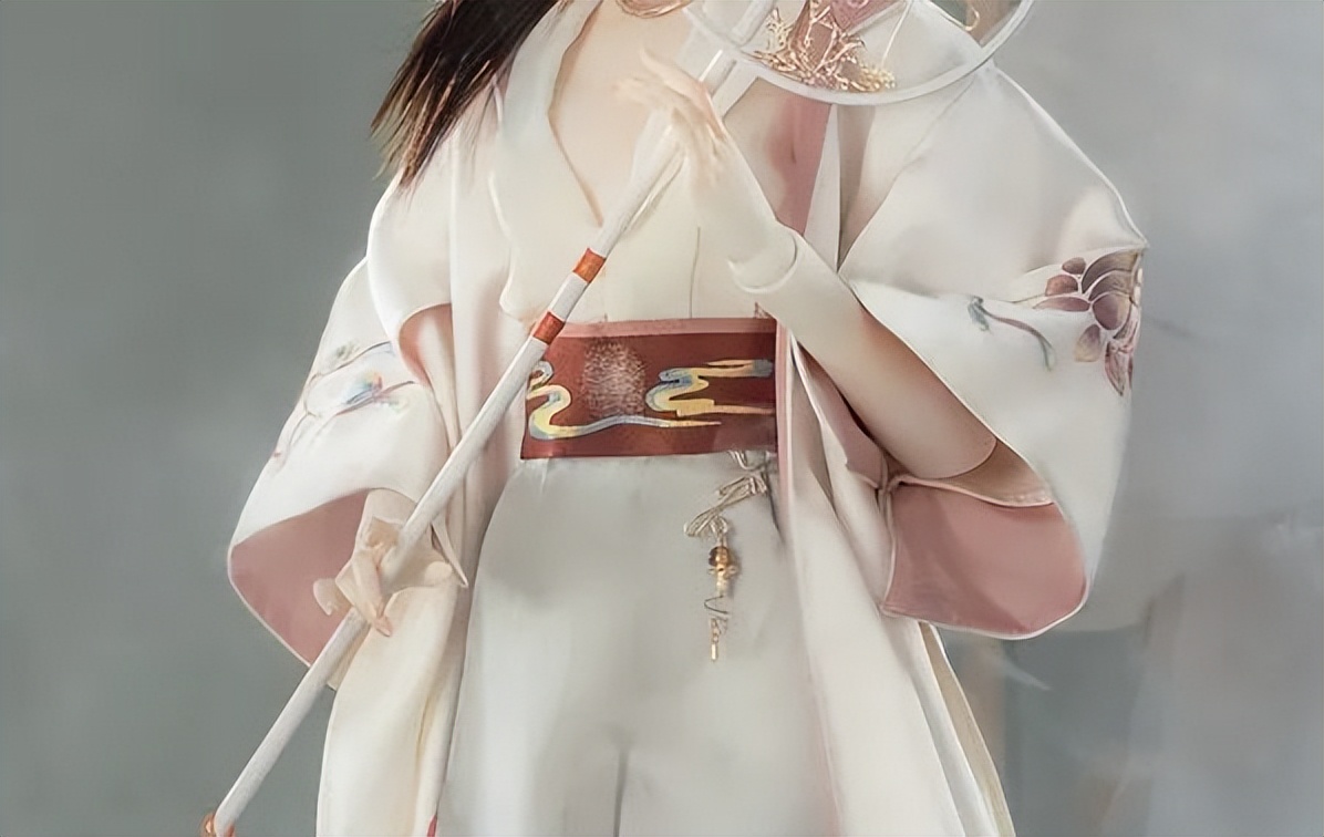 bjd娃娃衣服古风刺绣,自己做bjd娃娃古风衣服