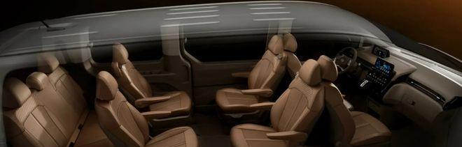 豪华MPV大战：四款霸气“*弹子**头”PK，看看谁能成为最强王者！