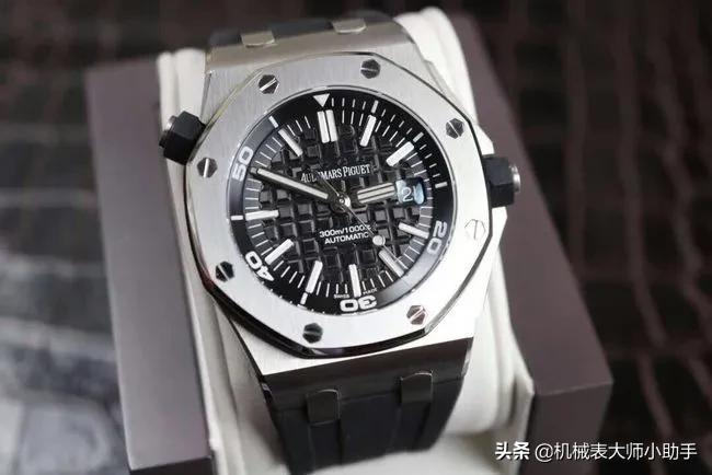 高档次的手表和中档次手表的区别,名牌手表和普通手表有什么区别呢