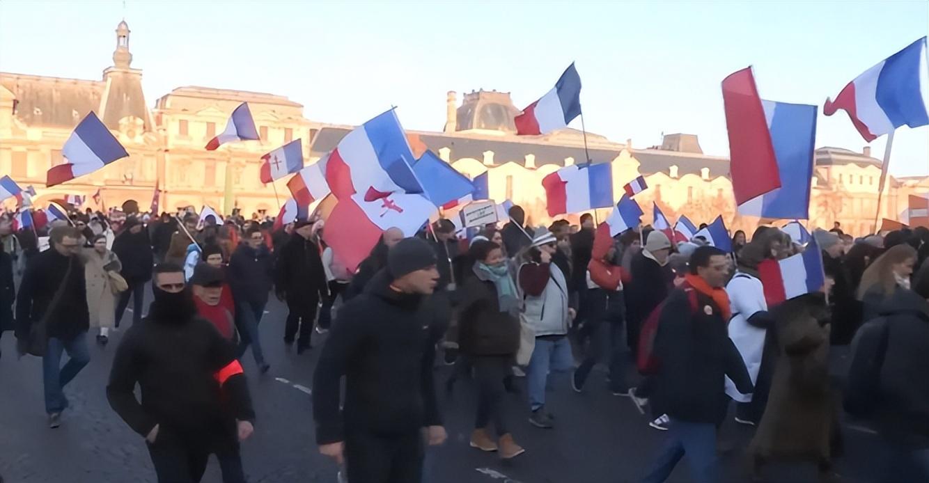 法国是高卢雄鸡吗,法国高卢雄鸡意大利