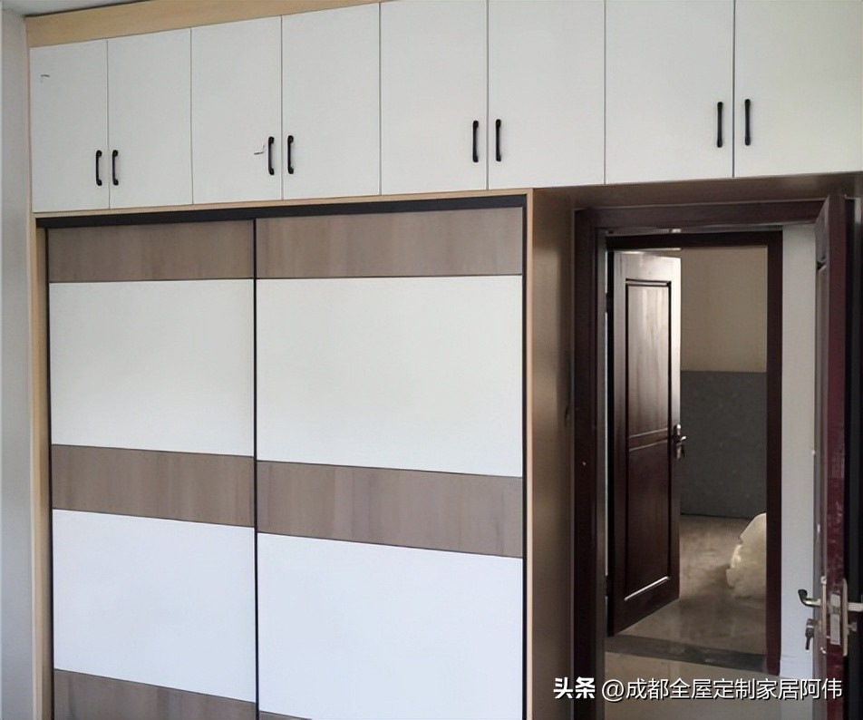 实木多层板做衣柜多少钱一个平方(实木橱柜定制需要多长时间)