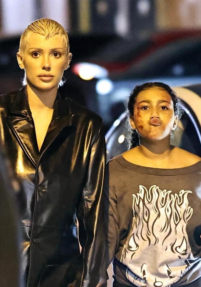 侃爷生日派对寿司,侃爷为朱莉亚庆生