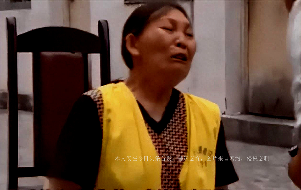 丈夫向妻子*体下**搓生石灰,60岁老太疼痛难忍,往他酒里下了毒鼠强