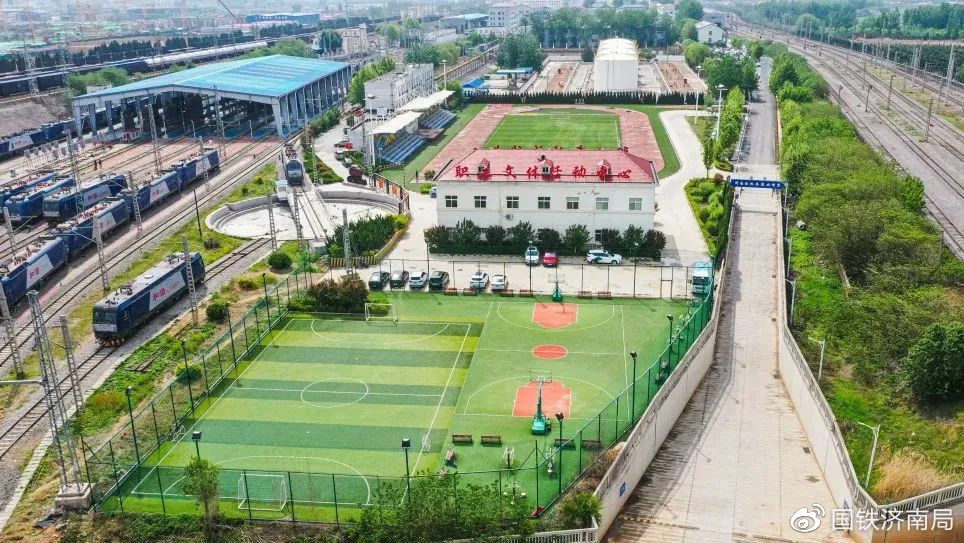 免费理发、智能浴室、电影院……这个单位凭实力宠爱职工！