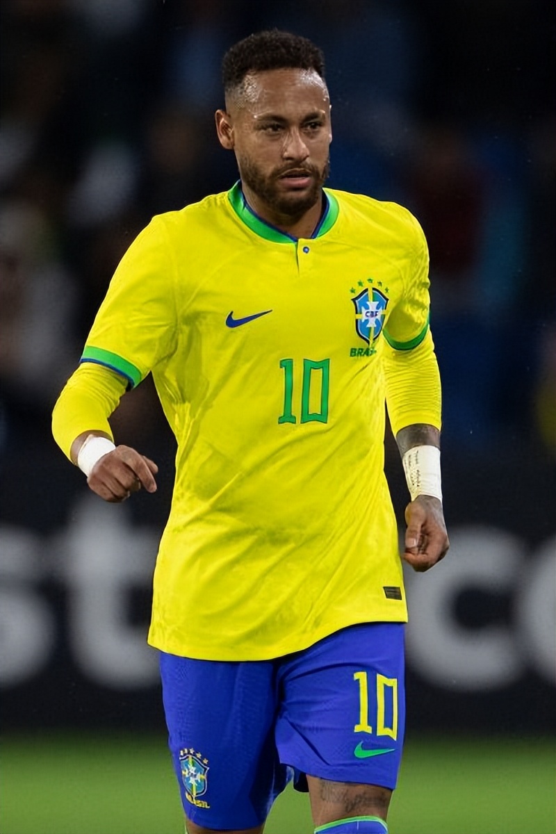 姆巴佩同期数据与梅西c罗对比,22年世界杯梅西和姆巴佩数据对比