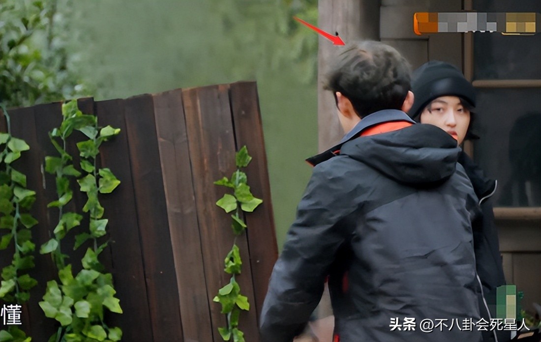 郑少秋沙溢周杰伦,郑少秋摘假发