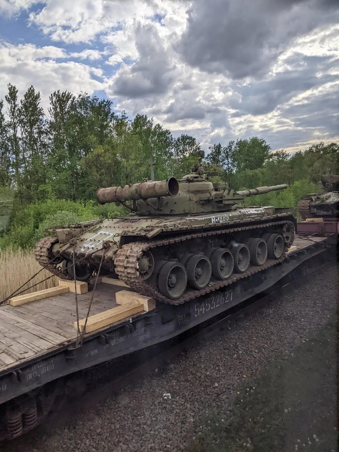 俄乌战场各型号坦克战损率,俄军战场坦克损耗