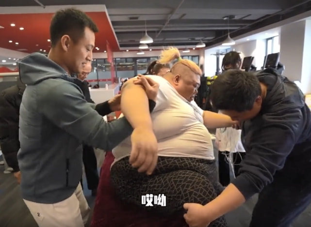 胖猴子运动减肥,600斤胖猴哥开始减肥