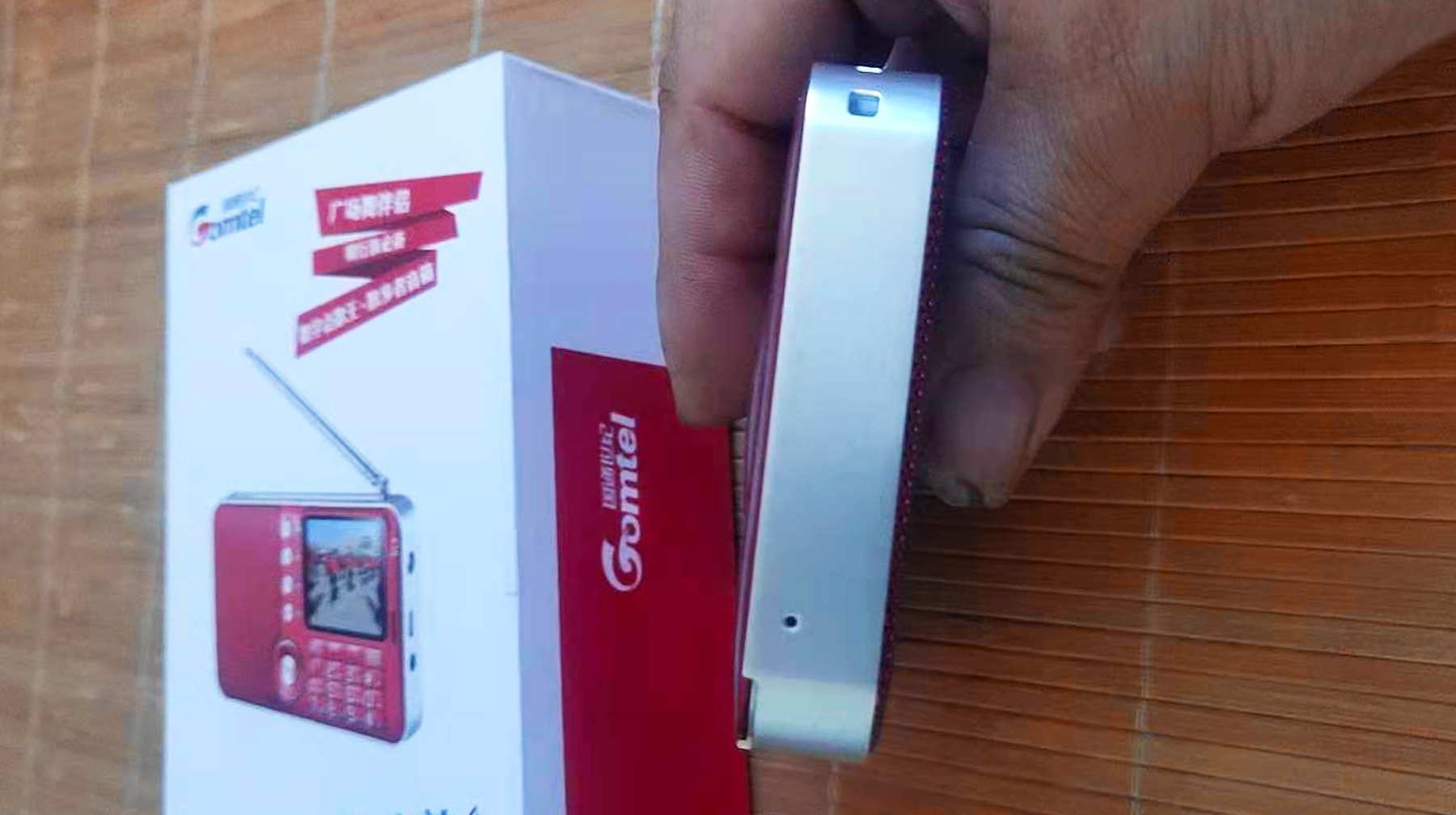 支持双频连接的摄像头,支持双sd卡的网络摄像机