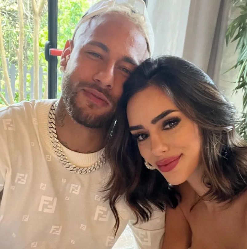 内马尔宠粉,内马尔疼爱儿子