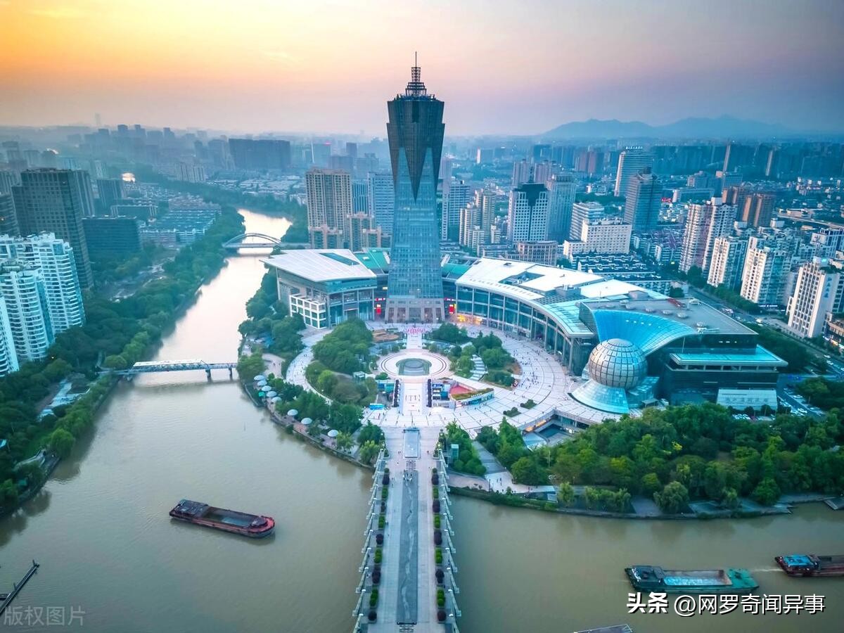 杭州和成都哪个城市更胜一筹,成都对比杭州究竟谁更胜一筹