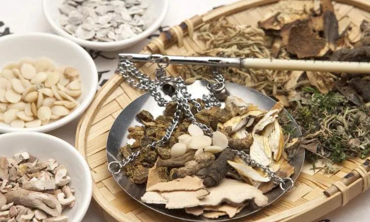 子宫肌瘤吃中药调理能彻底消除吗,多发性子宫肌瘤吃中药能消灭掉吗