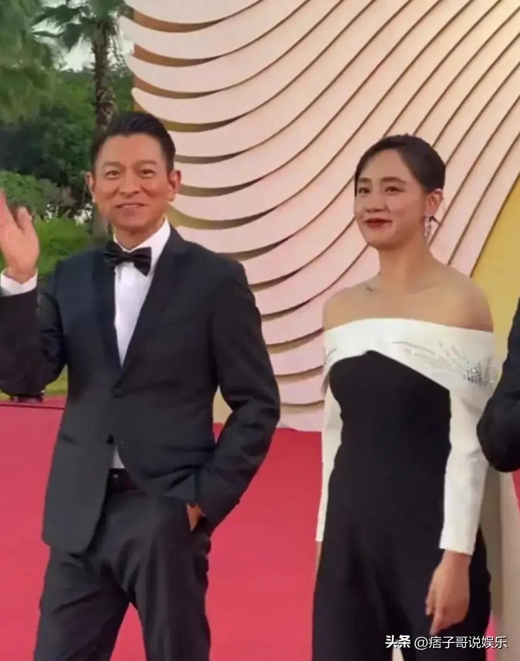 周杰伦刘德华腾格尔,刘德华与周杰伦合唱